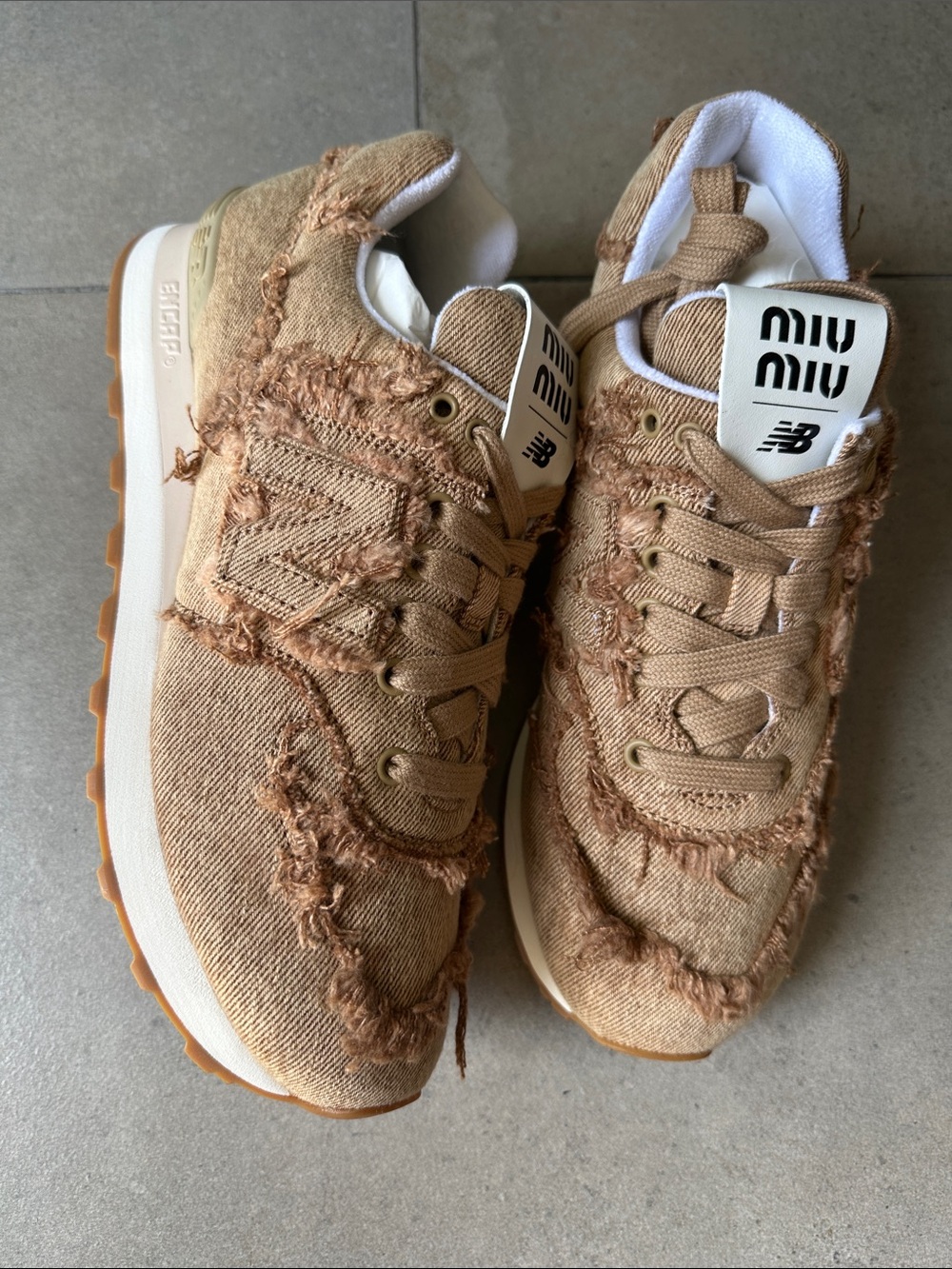 New Balance 574 Miu Miu Frayed Tan Canvas Sneakers Calzature Donna Cognac w/ box